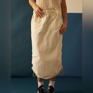 Champion UO Taslan Midi Cream Skirt Size Small